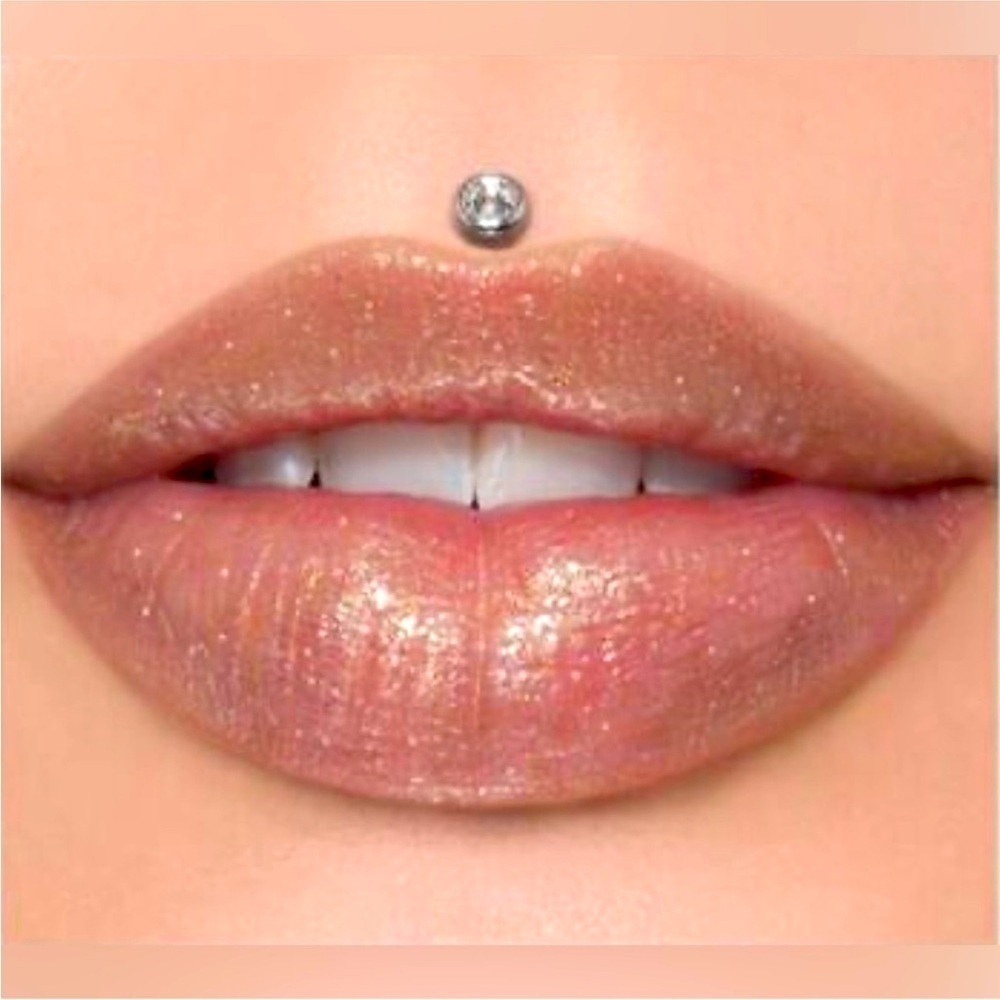 *Final Price* Beaded Glass. Jeffree Star, The Gloss NIB Extreme Shine